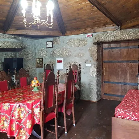 בקתה Casa Da Relva Experiencia Tematica Inspirada Em Harry Potter למאגו